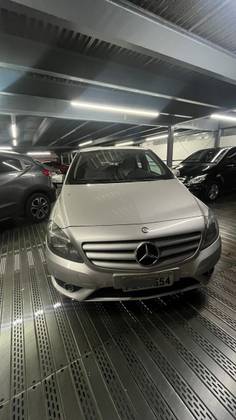 MERCEDES-BENZ B 200 1.6 TURBO GASOLINA 4P AUTOMÁTICO