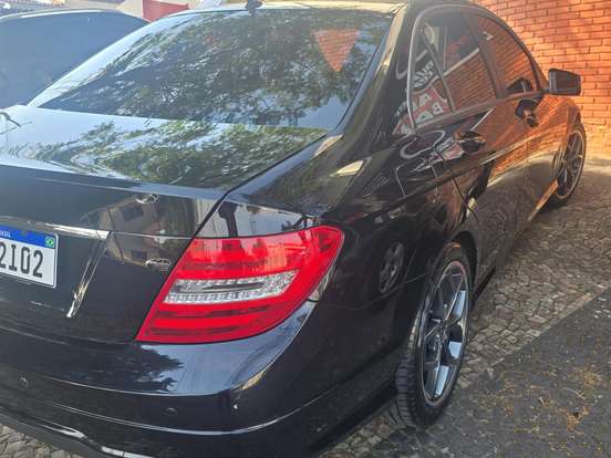 MERCEDES-BENZ-C 180-1.6 CGI SPORT 16V TURBO GASOLINA 4P AUTOMÁTICO MERCEDES-BENZ-C 180-2013