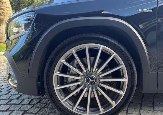 MERCEDES-BENZ-GLB 35 AMG-2.0 CGI GASOLINA 4MATIC SPEEDSHIFT MERCEDES-BENZ-GLB 35 AMG-2022