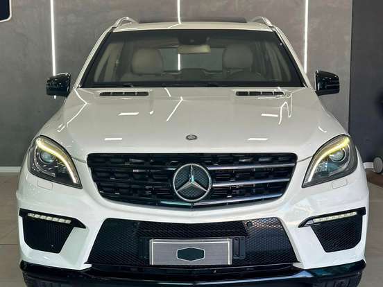 MERCEDES-BENZ-ML 63 AMG-5.5 V8 32V BITURBO GASOLINA 4P AUTOMÁTICO MERCEDES-BENZ-ML 63 AMG-2012