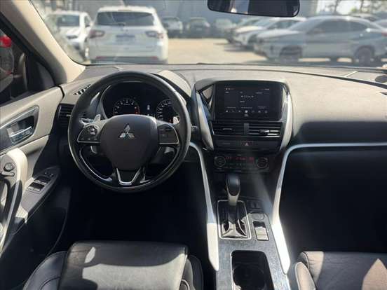 MITSUBISHI-ECLIPSE CROSS-1.5 MIVEC TURBO GASOLINA HPE CVT MITSUBISHI-ECLIPSE CROSS-2023