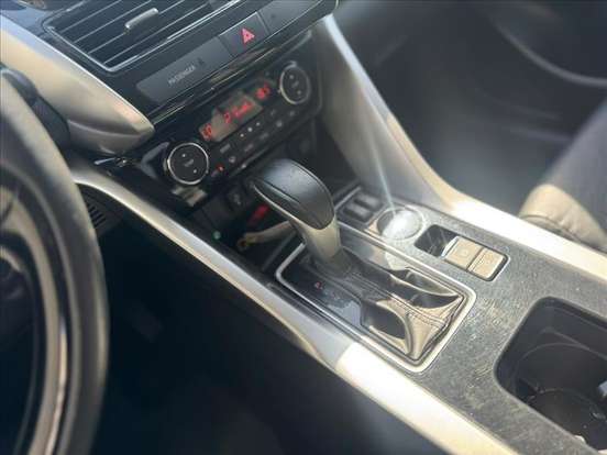MITSUBISHI-ECLIPSE CROSS-1.5 MIVEC TURBO GASOLINA HPE CVT MITSUBISHI-ECLIPSE CROSS-2023