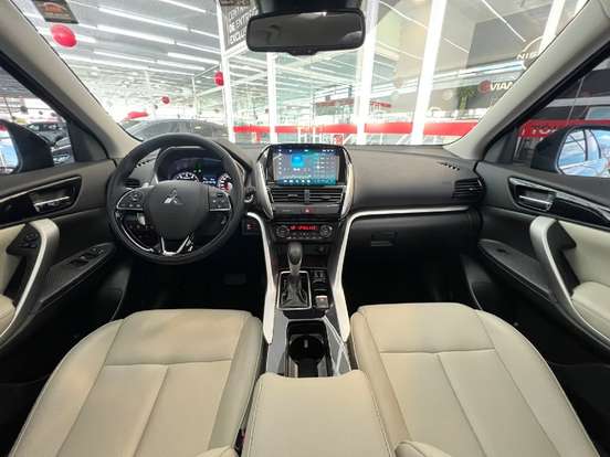 MITSUBISHI-ECLIPSE CROSS-1.5 MIVEC TURBO GASOLINA HPE-S CVT MITSUBISHI-ECLIPSE CROSS-2024