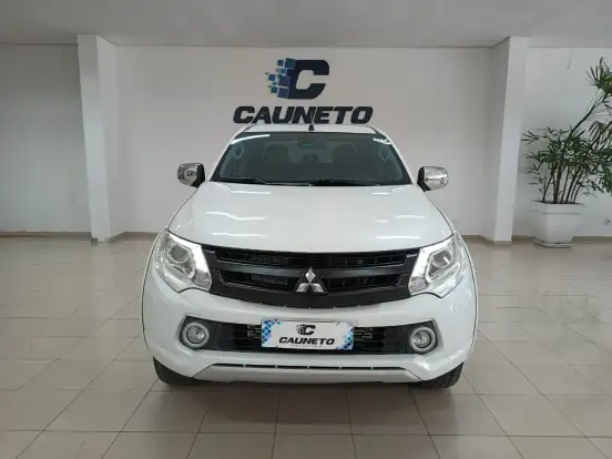MITSUBISHI-L200 TRITON-2.4 16V TURBO DIESEL SPORT HPE TOP CD 4P 4X4 AUTOMÁTICO MITSUBISHI-L200 TRITON-2018