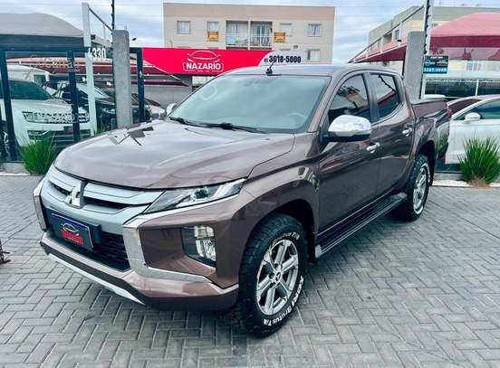 MITSUBISHI-L200 TRITON-2021