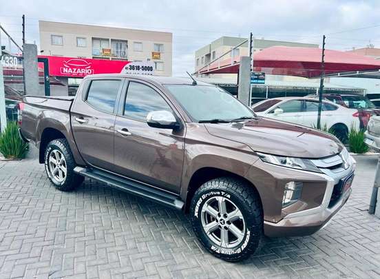 MITSUBISHI-L200 TRITON-2021
