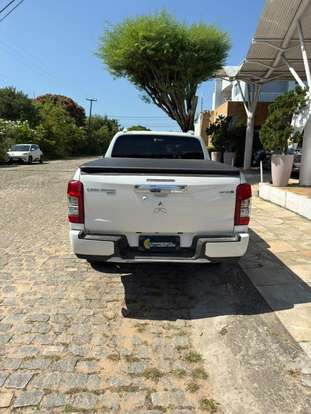 MITSUBISHI-L200 TRITON-2021