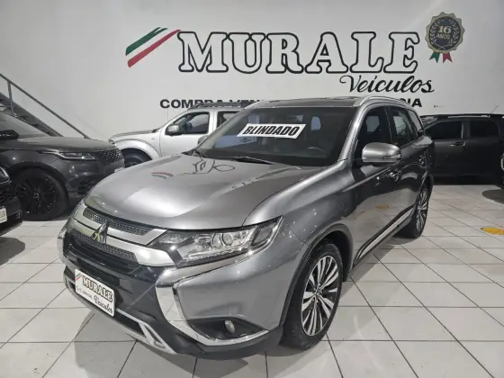 MITSUBISHI OUTLANDER 2.0 MIVEC GASOLINA HPE AUTOMÁTICO