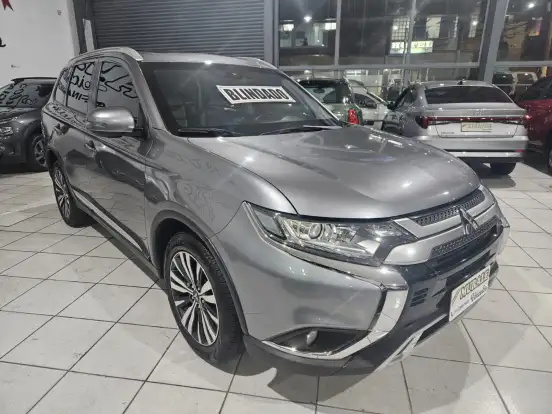 MITSUBISHI-OUTLANDER-2.0 MIVEC GASOLINA HPE AUTOMÁTICO MITSUBISHI-OUTLANDER-2021
