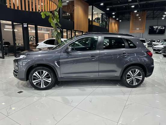 MITSUBISHI-OUTLANDER-2.0 MIVEC GASOLINA HPE AUTOMÁTICO MITSUBISHI-OUTLANDER-2021
