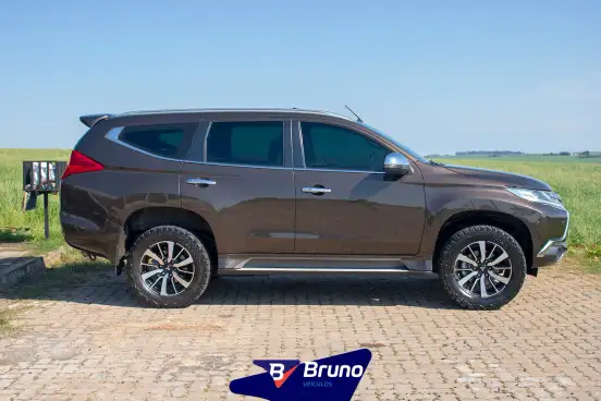 MITSUBISHI-PAJERO-3.2 HPE 4X4 7 LUGARES 16V TURBO INTERCOOLER DIESEL 4P AUTOMÁTICO MITSUBISHI-PAJERO-2019