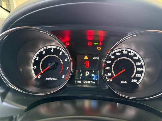MITSUBISHI-ASX-2014
