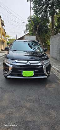 MITSUBISHI-OUTLANDER-2016