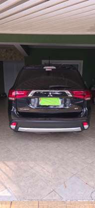 MITSUBISHI-OUTLANDER-2016