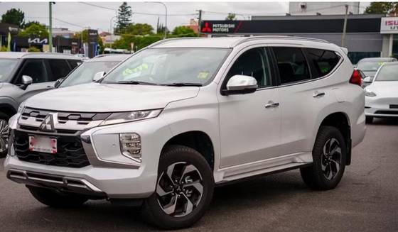 MITSUBISHI PAJERO SPORT 2.4 16V MIVEC TURBO DIESEL HPE-S AWD AUTOMÁTICO