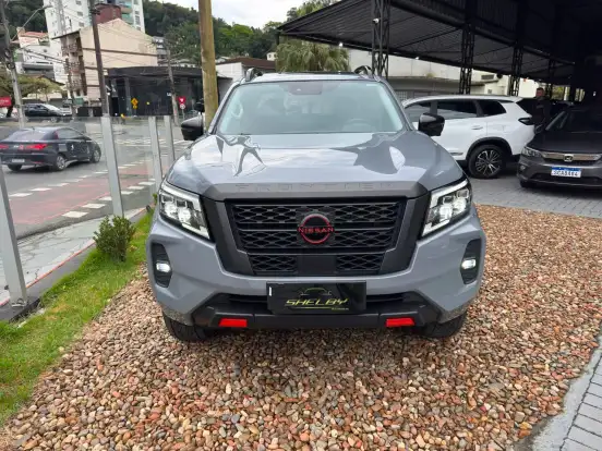 NISSAN-FRONTIER-2.3 16V TURBO DIESEL PRO4X CD 4X4 AUTOMÁTICO NISSAN-FRONTIER-2025