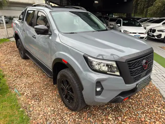 NISSAN-FRONTIER-2025