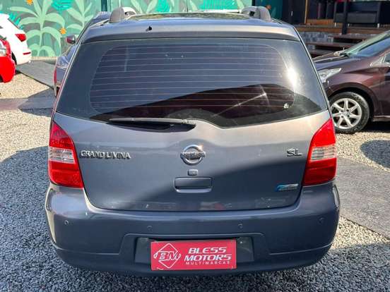 NISSAN-GRAND LIVINA-1.8 SL 16V FLEX 4P AUTOMÁTICO NISSAN-GRAND LIVINA-2013
