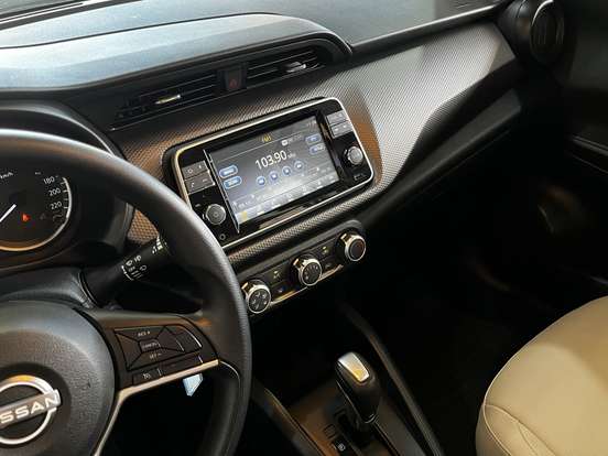 NISSAN-KICKS-2023