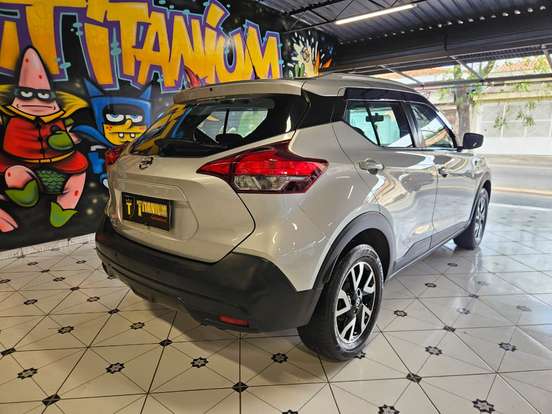 NISSAN-KICKS-2019