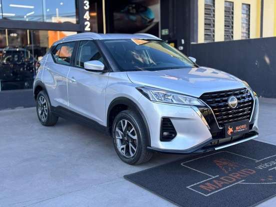 NISSAN-KICKS-2023