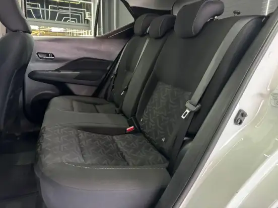 NISSAN-KICKS PLAY-2025