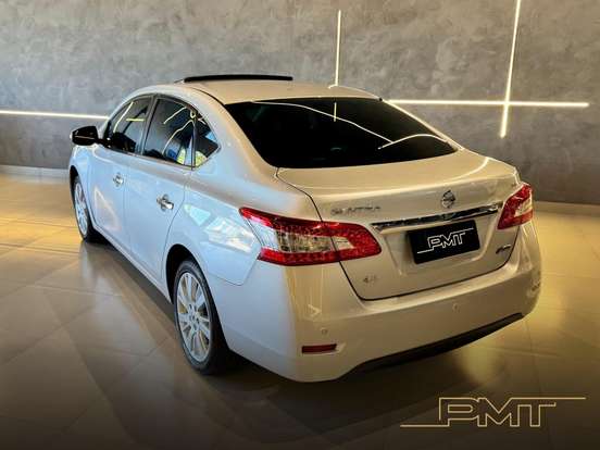 NISSAN-SENTRA-2014