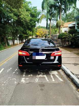 NISSAN-SENTRA-2014