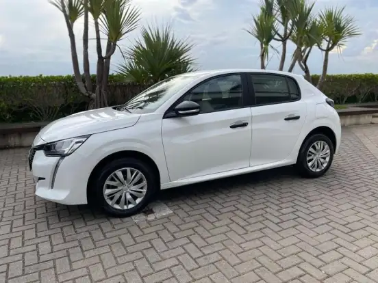 PEUGEOT-208-2023