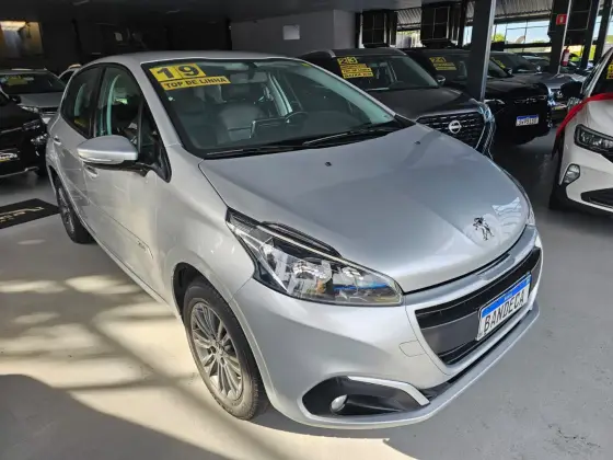 PEUGEOT 208 1.2 ACTIVE PACK 12V FLEX 4P MANUAL PEUGEOT 208 1.2 ACTIVE PACK 12V FLEX 4P MANUAL