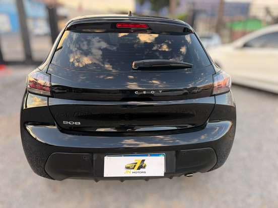 PEUGEOT-208-2022