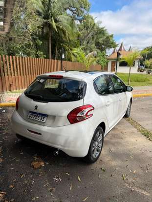 PEUGEOT-208-2014