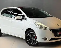PEUGEOT 208 1.6 GRIFFE 16V FLEX 4P MANUAL PEUGEOT 208 1.6 GRIFFE 16V FLEX 4P MANUAL