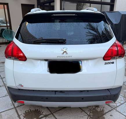 PEUGEOT-2008-2018