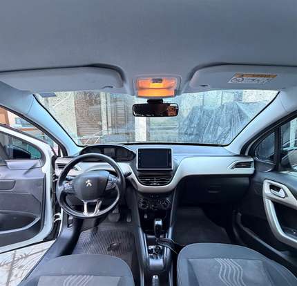 PEUGEOT-2008-2018