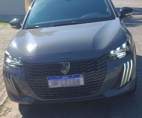 PEUGEOT-208-2025