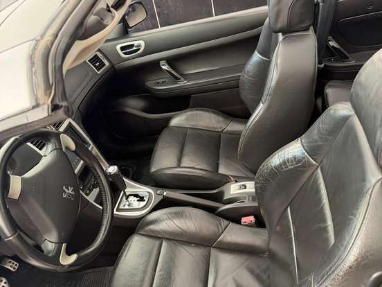 PEUGEOT-307-2.0 CC 16V GASOLINA 2P AUTOMÁTICO PEUGEOT-307-2005