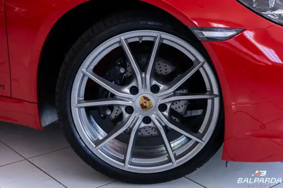 PORSCHE-718-2024