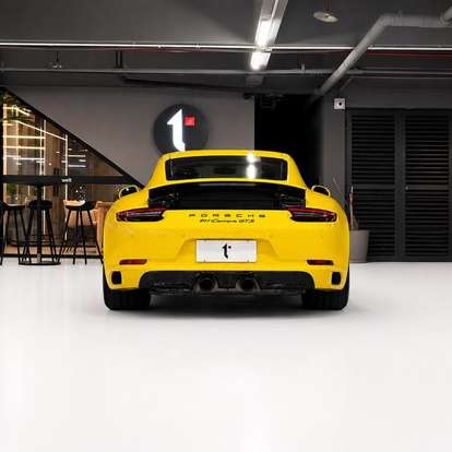 PORSCHE-911-2017