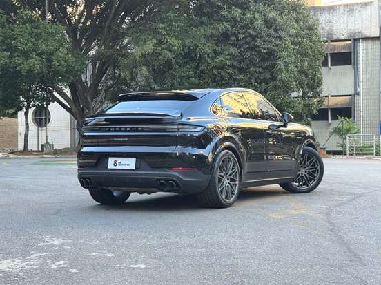 PORSCHE-CAYENNE-2025