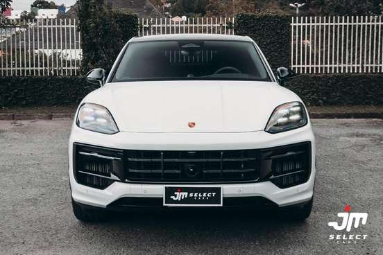 PORSCHE-CAYENNE-2025