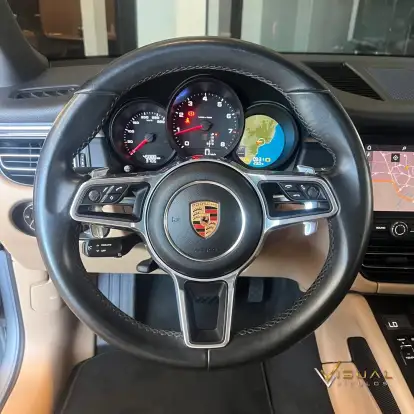 PORSCHE-MACAN-2019