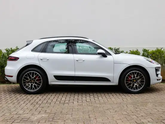 PORSCHE-MACAN-3.0 GTS 24V V6 GASOLINA 4P AUTOMÁTICO PORSCHE-MACAN-2017