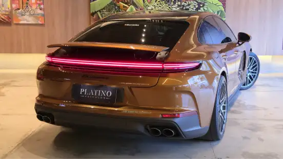 PORSCHE-PANAMERA-2024