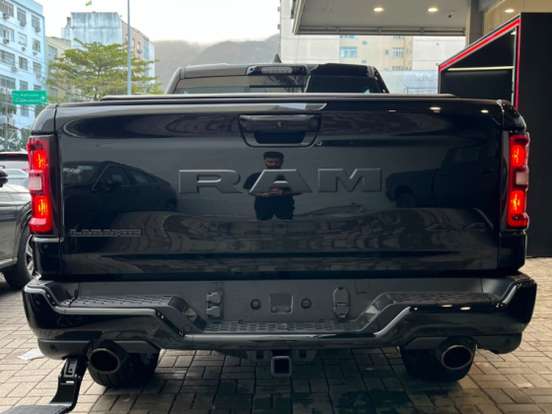 RAM-1500-3.0 HURRICANE 6 BITURBO GASOLINA LARAMIE NIGHT EDITION CD 4X4 AUTOMÁTICO RAM-1500-2026