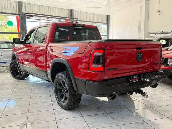 RAM-1500-5.7 V8 GASOLINA REBEL CD 4X4 AUTOMÁTICO RAM-1500-2022