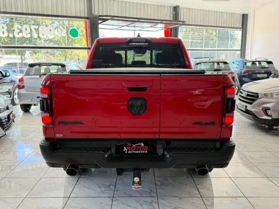 RAM-1500-5.7 V8 GASOLINA REBEL CD 4X4 AUTOMÁTICO RAM-1500-2022