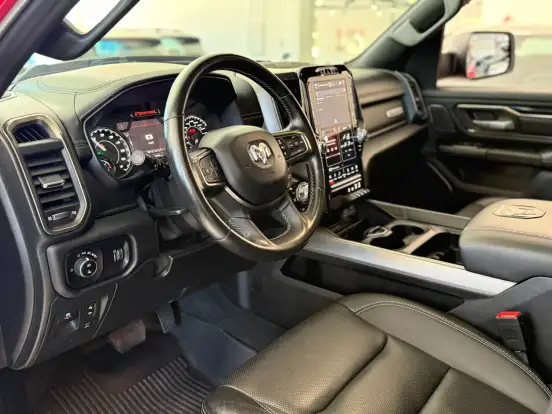 RAM-1500-5.7 V8 GASOLINA REBEL CD 4X4 AUTOMÁTICO RAM-1500-2022