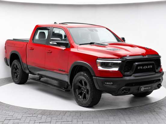 RAM-1500-5.7 V8 GASOLINA REBEL CD 4X4 AUTOMÁTICO RAM-1500-2021