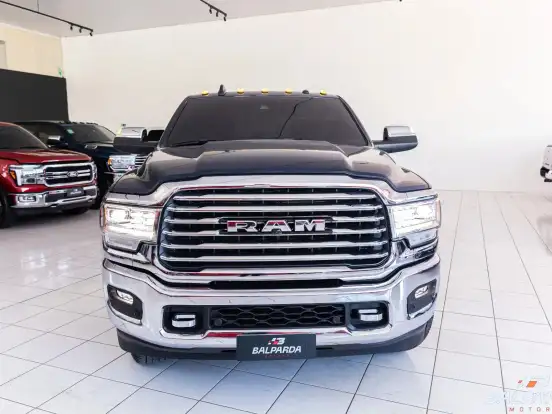RAM-3500-6.7 I6 TURBO DIESEL LIMITED LONGHORN CD 4X4 AUTOMÁTICO RAM-3500-2022